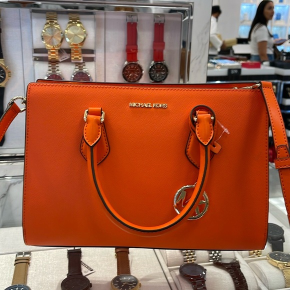 MICHAEL KORS
Sheila Md CZ Faux Saffiano Leather CZ Satchel Crossbody 
POPPY
NWT - Picture 5 of 16